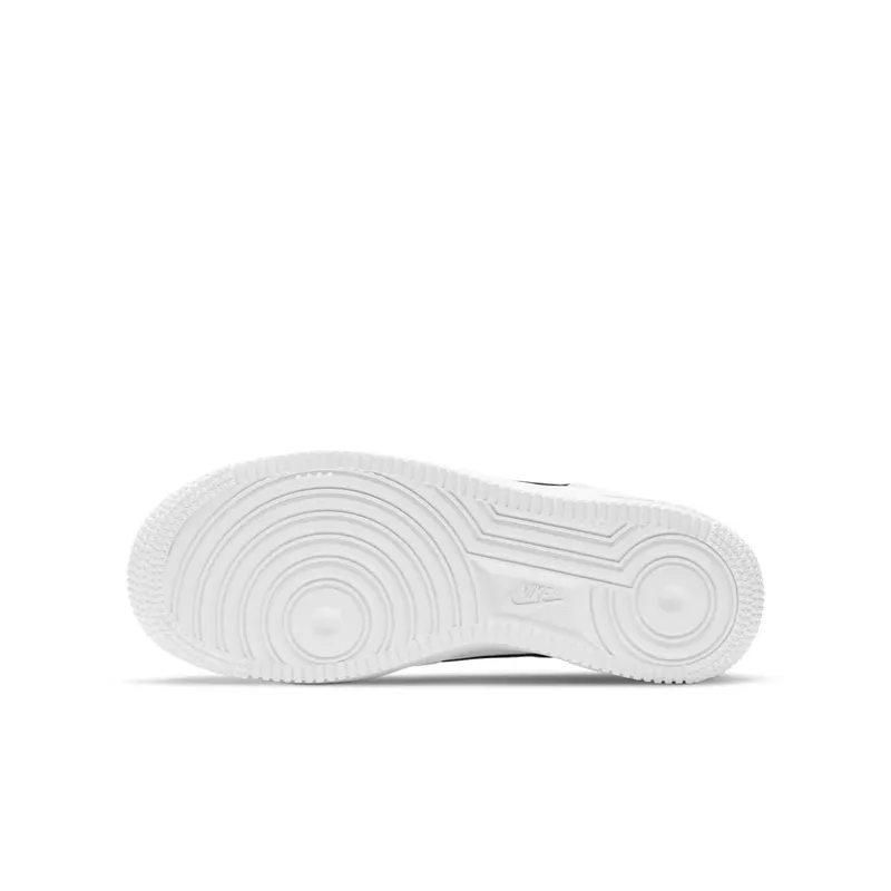 Nike Air Force 1 Older Kids’ White (CT3839-100)