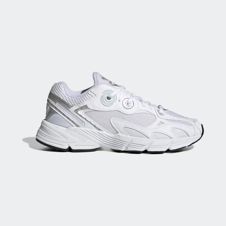 adidas Astir “Cloud White / Cloud White / Silver Metallic” (GY5565)