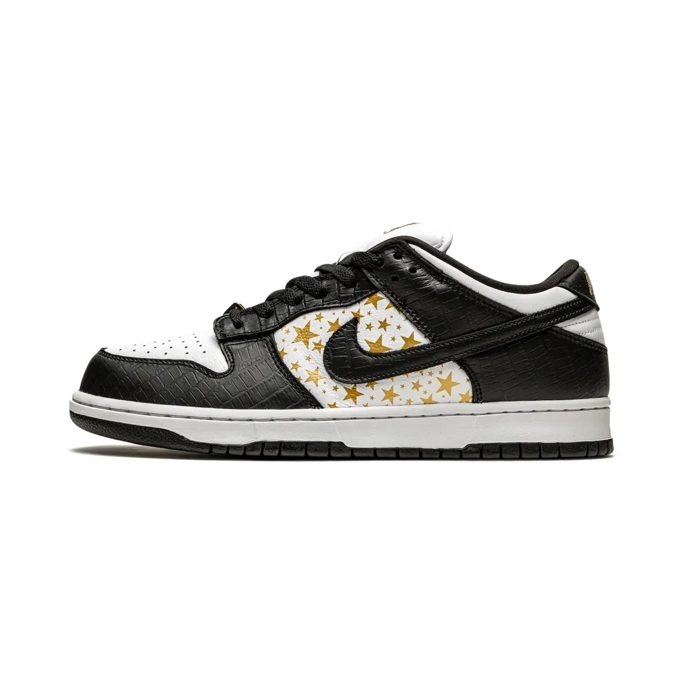Nike SB Dunk Low “Supreme – Stars – Black” (DH3228-102)