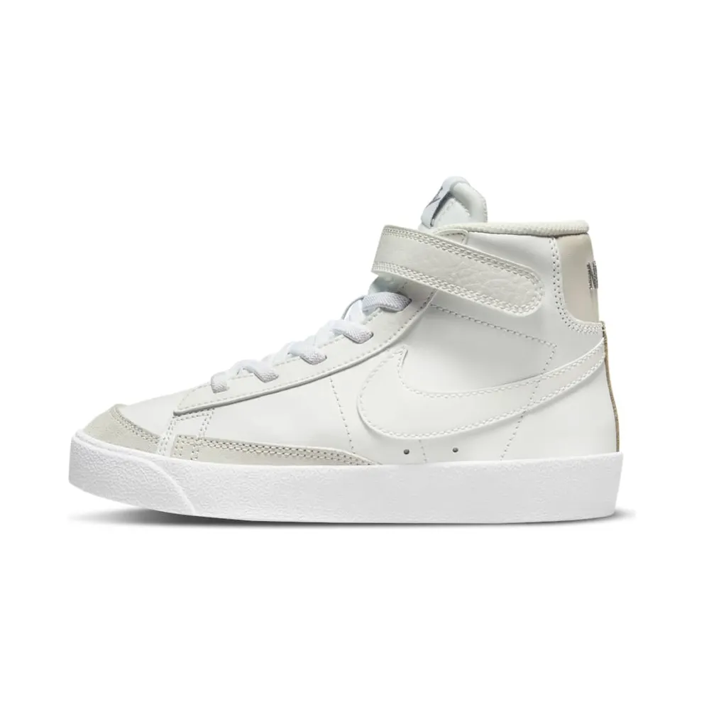 Nike Blazer Mid ’77 Weiß (DA4087-104)