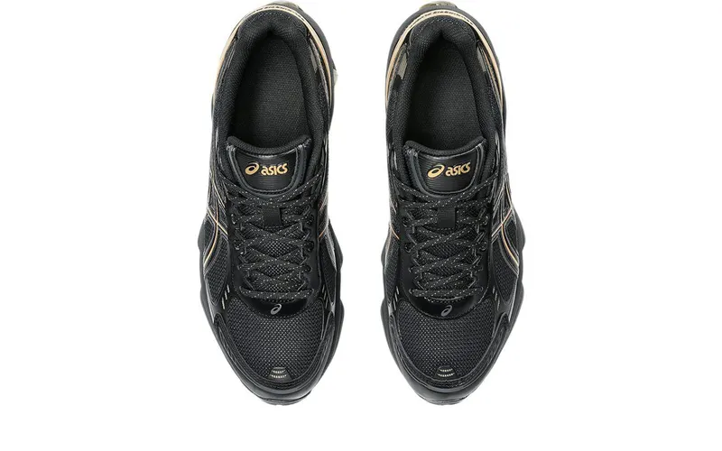 Asics Gel-Kinetic Fluent “Black Gold” (1203A591-001)