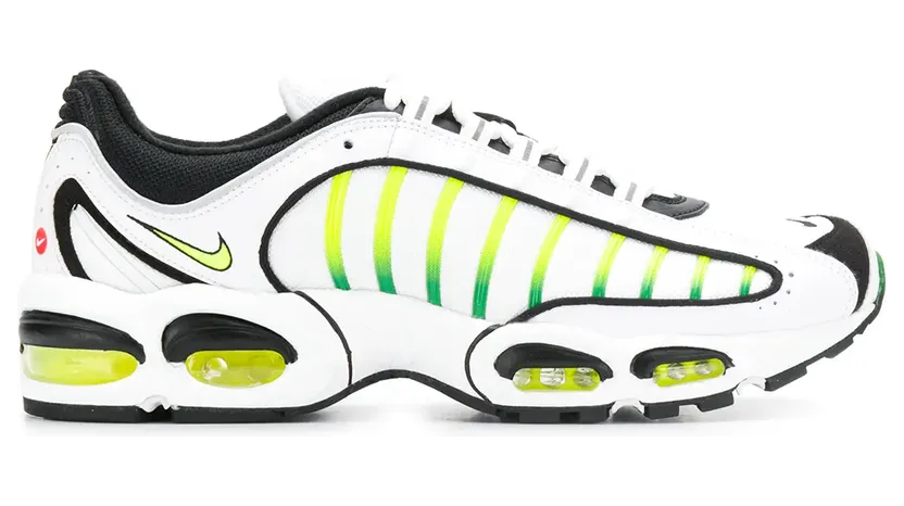 nike-air-max AQ2567