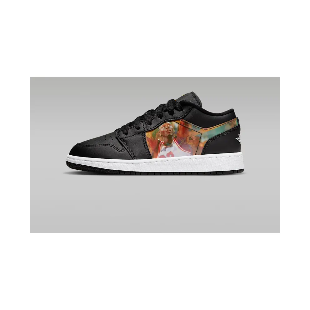 Air Jordan 1 Low Older Kids’ Black (DR9497-001)