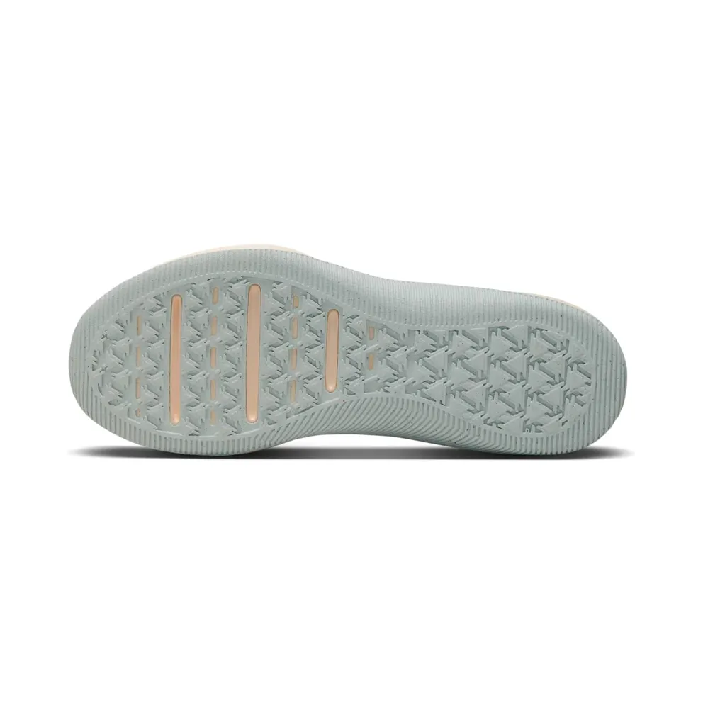 Nike MC Trainer 2 “Pale Ivory / Guava Ice / Light Silver / Pink Oxford” (DM0824-104)