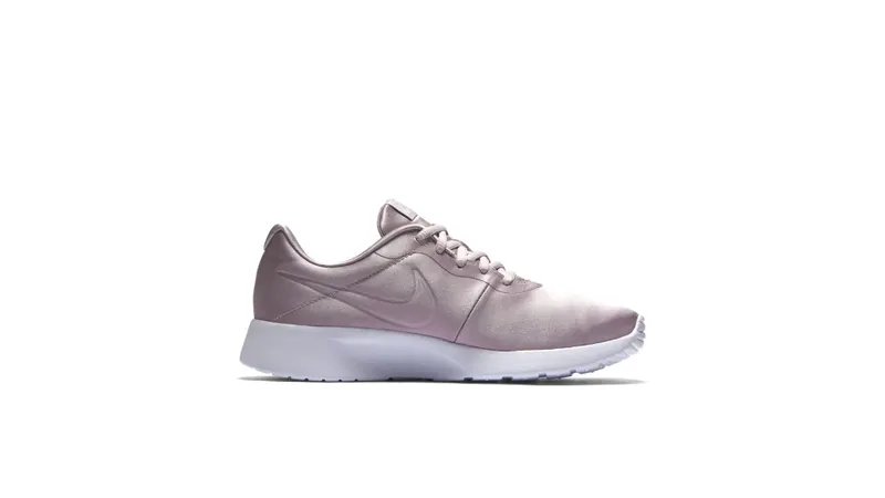 Nike Tanjun Premium Particle Rose Satin (W) Particle Rose/Metallic Platinum-White-Particle Rose (917537-601)