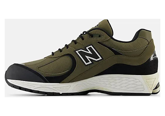 new-balance-2002r M2002RXU