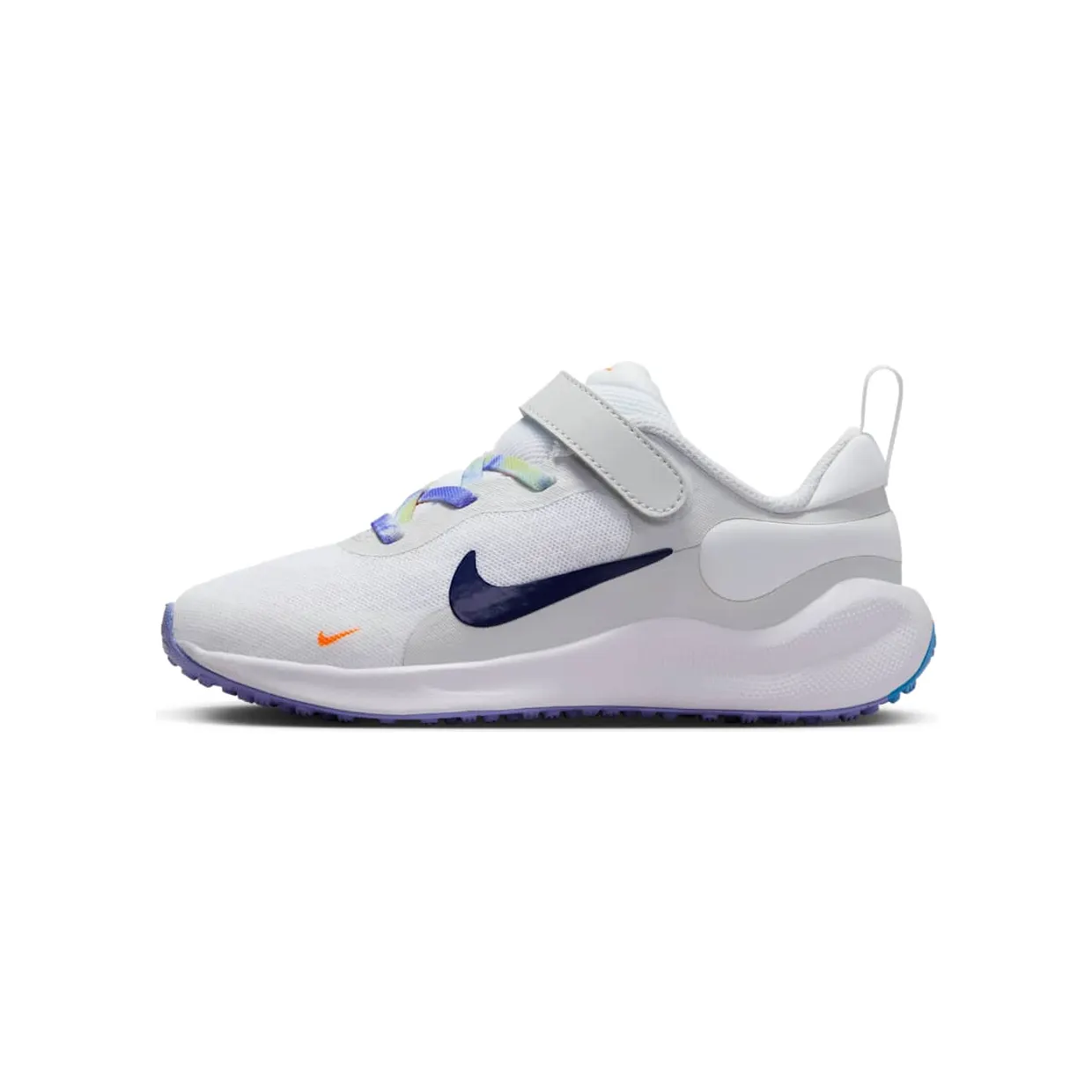nike-revolution FN4989-100