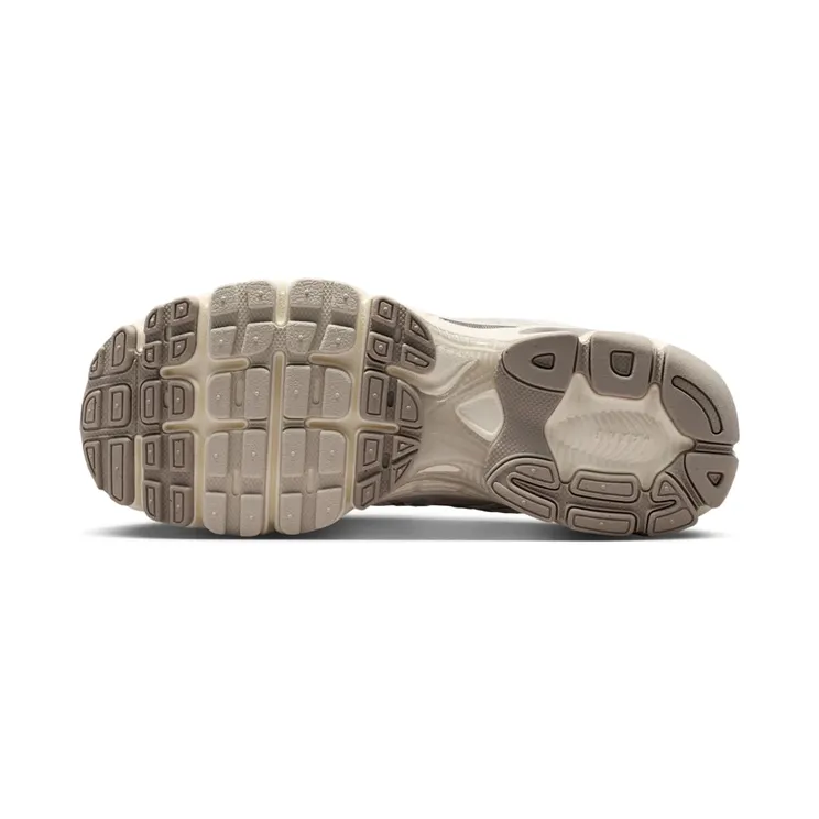 nike-air-max IQ0272-030