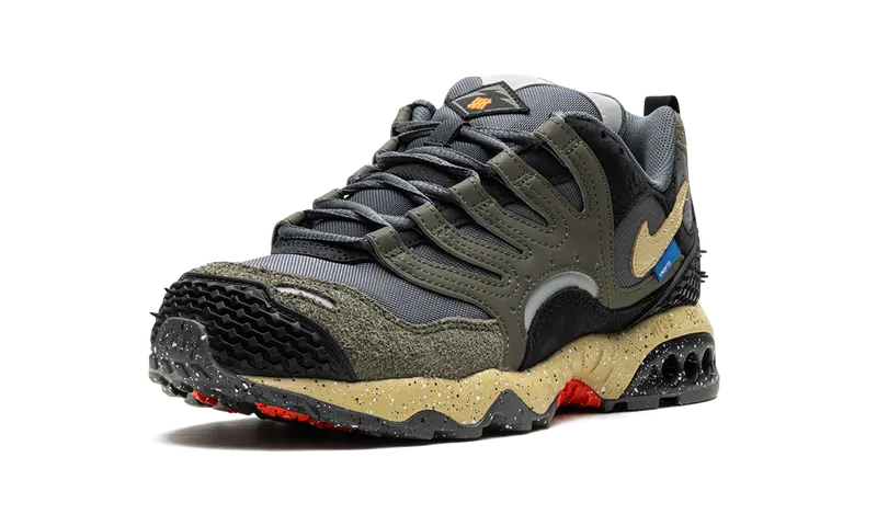 Nike Air Terra Humara “UNDEFEATED – Cargo Khaki” (FN7546-300)