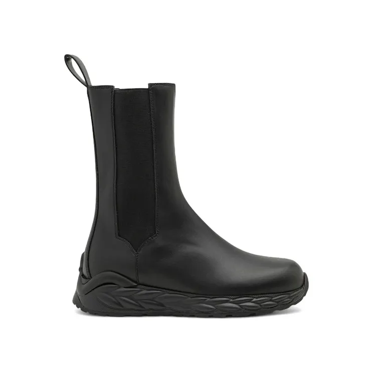 MCM Skywander Boots Black (MESEAAH03SV-Black)