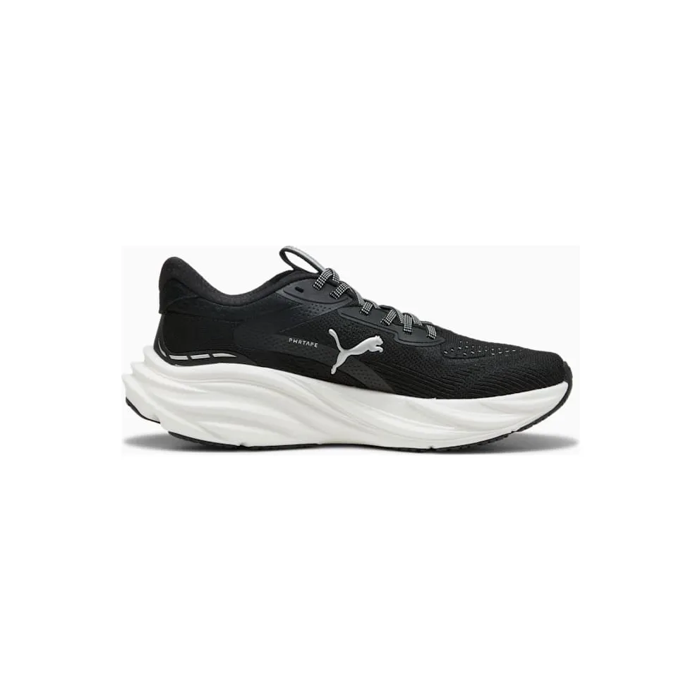PUMA Magnify Nitro 3 “Black / White” (31104701)