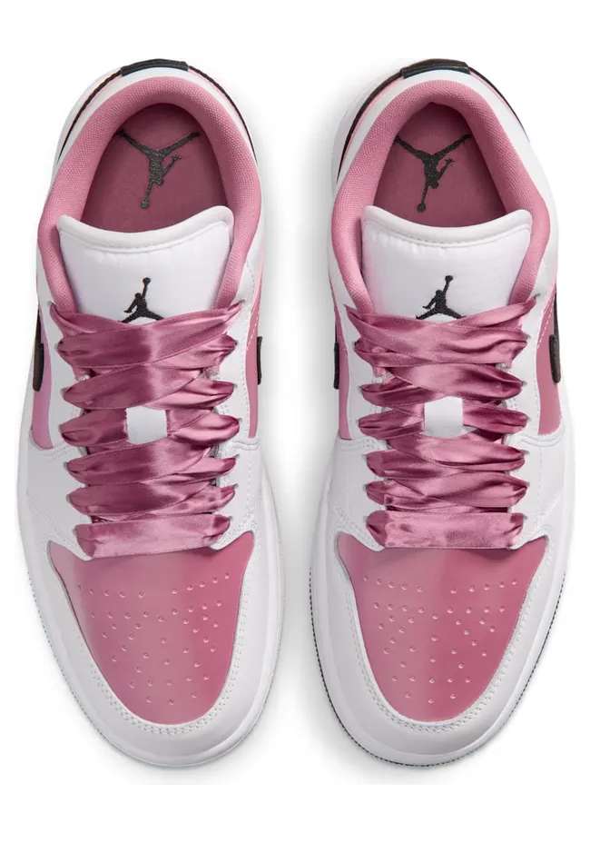 air-jordan-1 IO0668-100