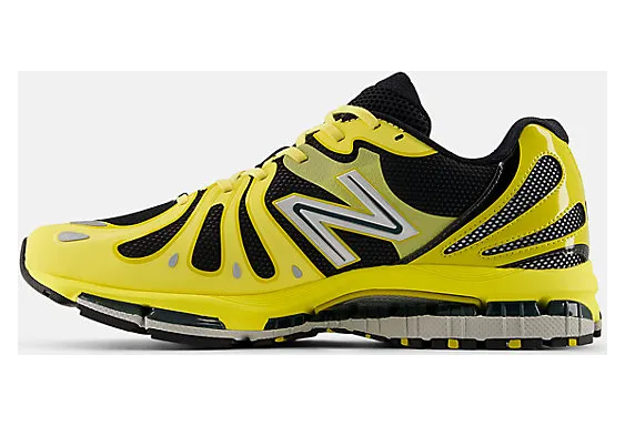 New Balance 1890 “Star Burst Black”: gele bliksem op zwart asfalt (2)