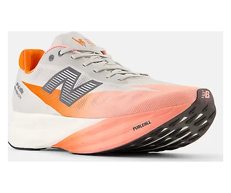 new-balance-fuelcell-supercomp MRCELNY5