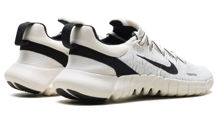 nike-free CZ1884-010