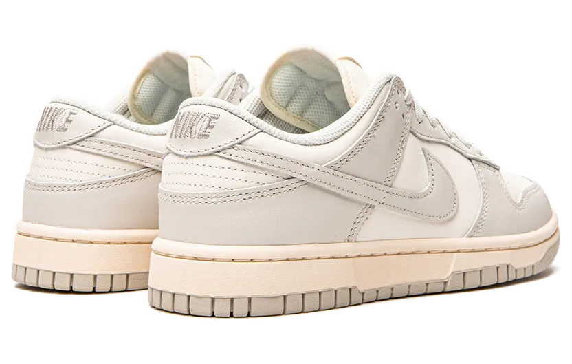 Nike Dunk Low “Light Bone”: koopadvies voor de neutrale allrounder (2)