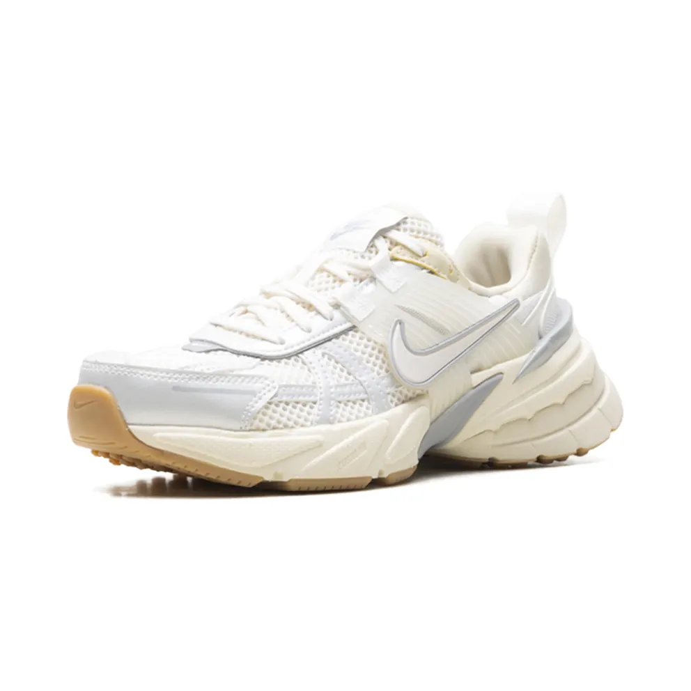 Nike V2K Run “White Photon Dust Fir” (FD0736-108)