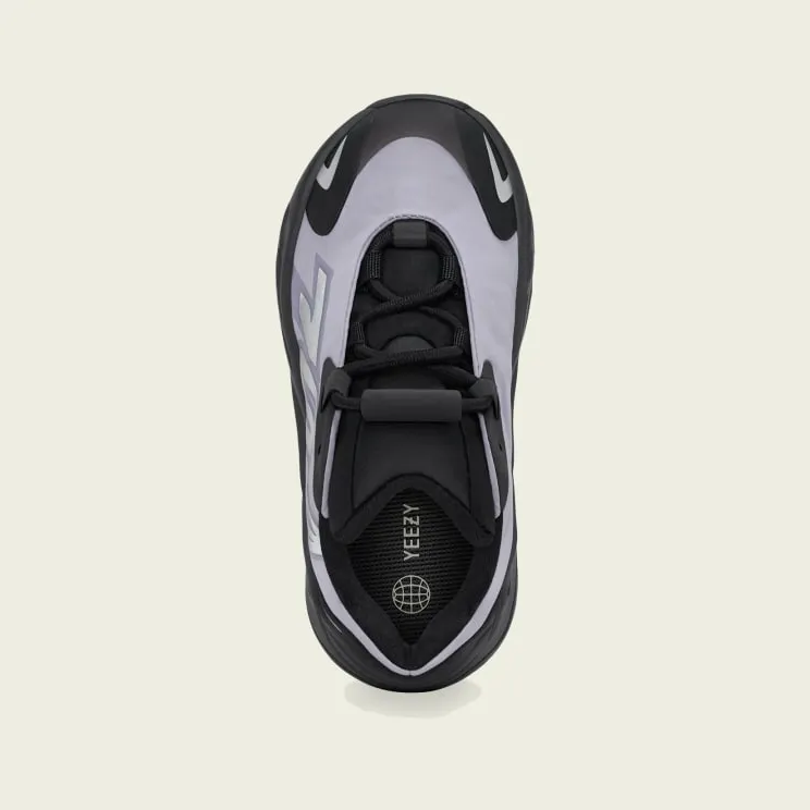 adidas-yeezy-boost-700 GY4811