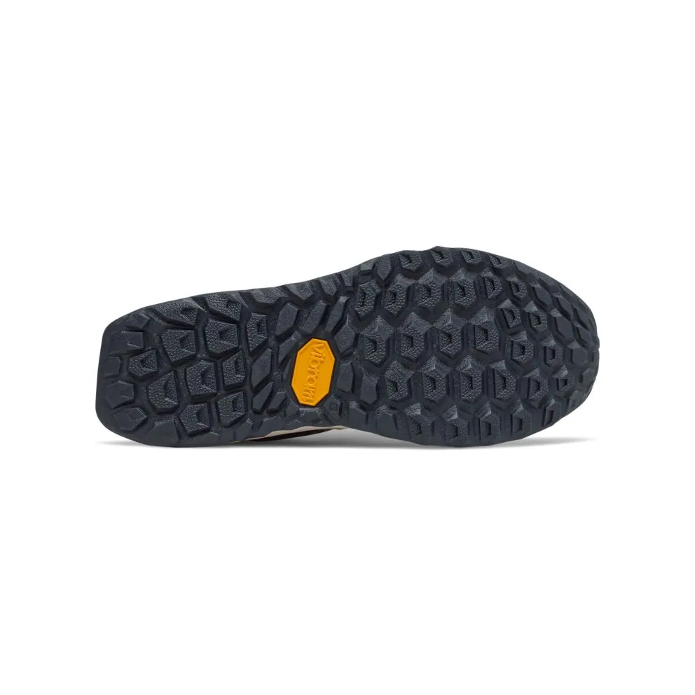 New Balance Fresh Foam Hierro v6 Black Fig (WTHIERB6)