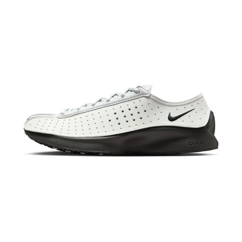 Nike Air Superfly “Dover Street Market Summit White Black” (IB1403-100)
