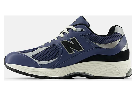 new-balance-2002r M2002RPQ