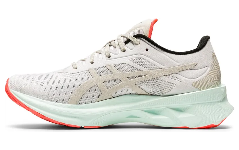 asics-novablast 1022A378-100