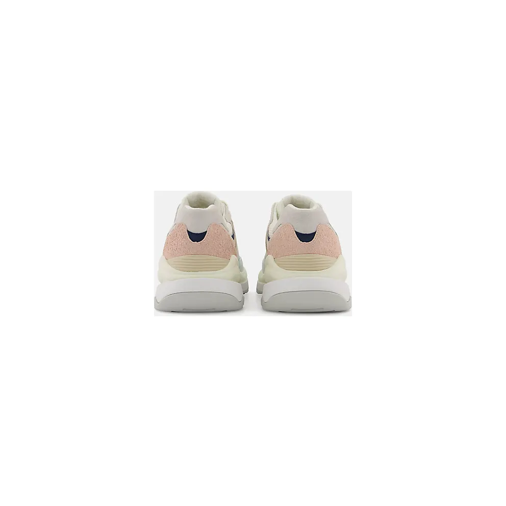 New Balance New Balance White/Pink (M5740RSA)