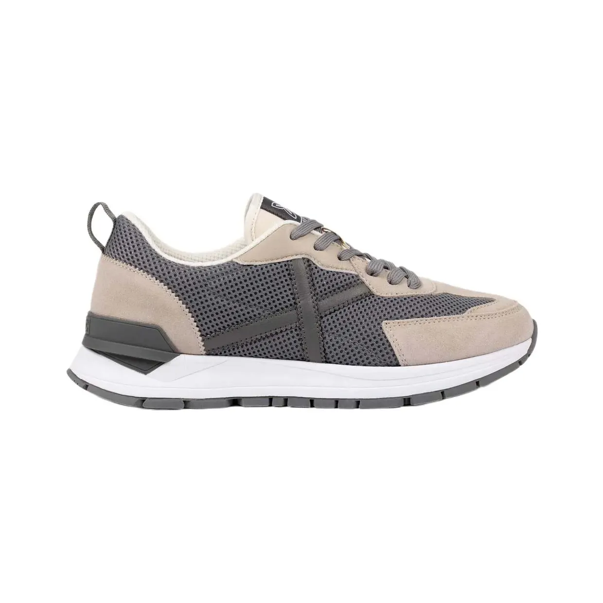 munich-sneaker 8832031