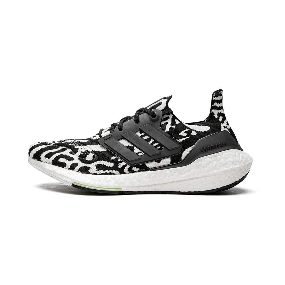 adidas Ultraboost 22 Core Black / Core Black / Almost Lime (GX6300)