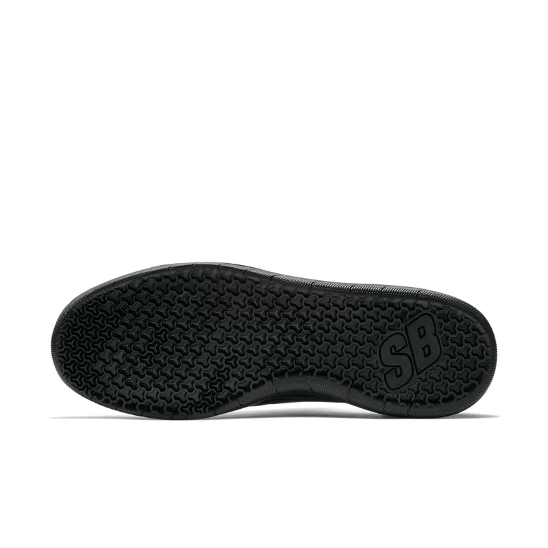 Nike SB Nyjah Free Triple Black Black/Black-Black (AA4272-003)