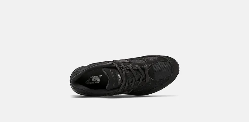 New Balance 992 “Triple Black” (M992EA)