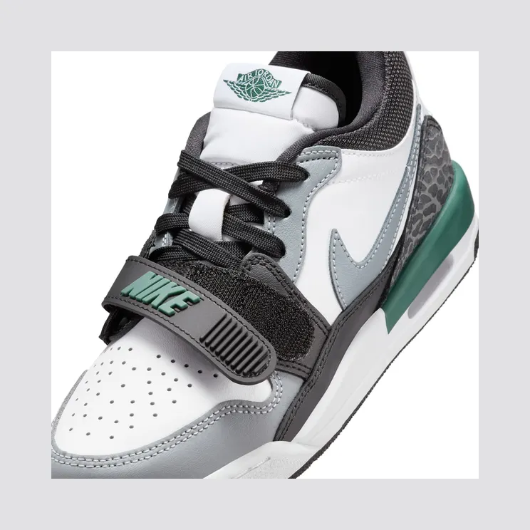 air-jordan-2-low CD9054-131