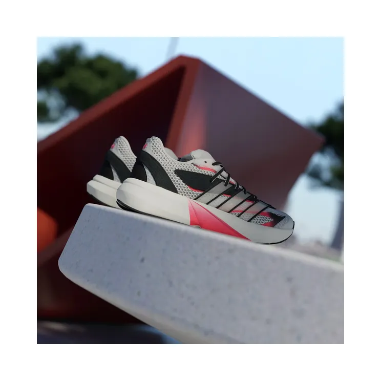 adidas-lightblaze HQ9347