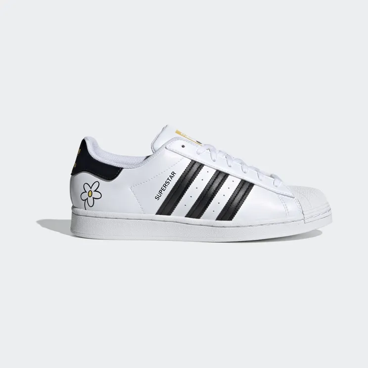 adidas Superstar Cloud White / Core Black / Hazy Yellow (GW2249)