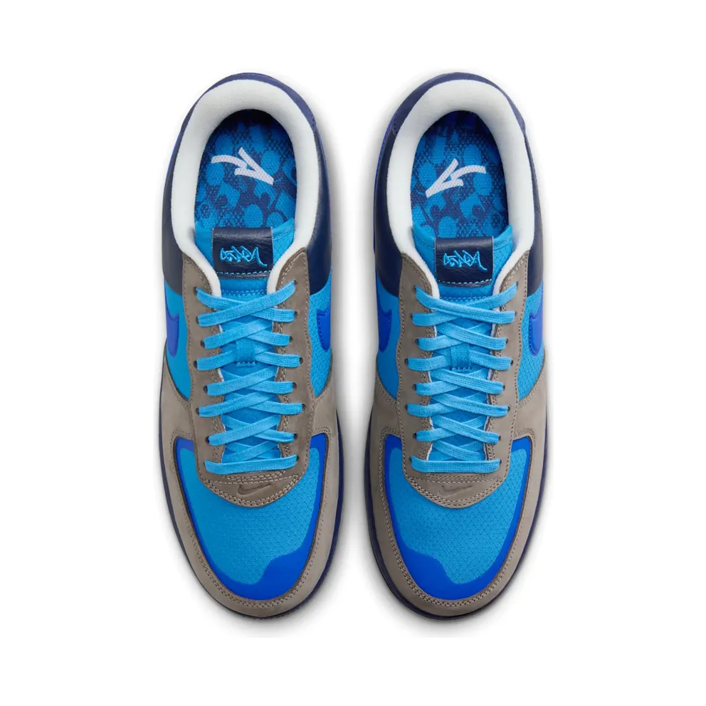 Nike x Stash Air Force 1 Low SP “Soft Grey and Harbor Blue” (varsity royal) – HF5516-001