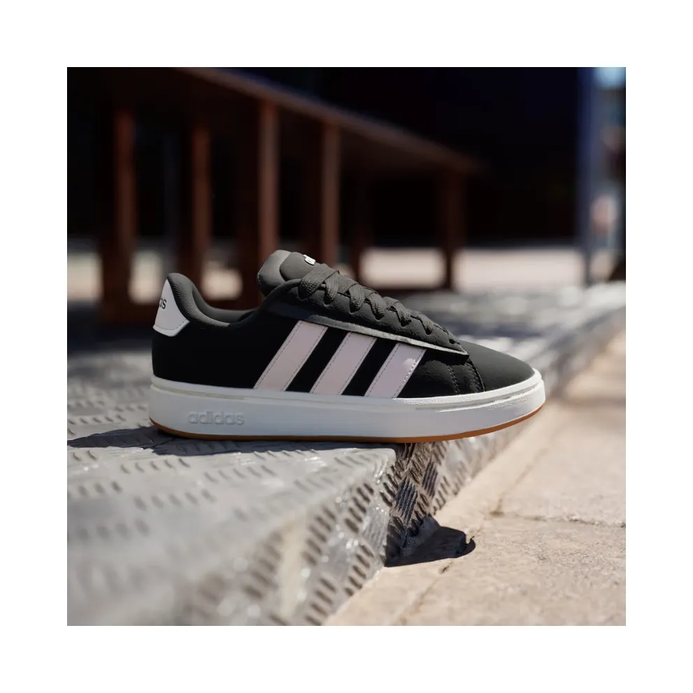 Adidas Grand Court Alpha Core Black / Wonder Quartz / Gum (JQ3000)