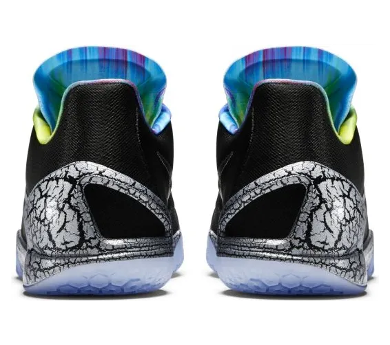 nike-hyperchase 768940-004