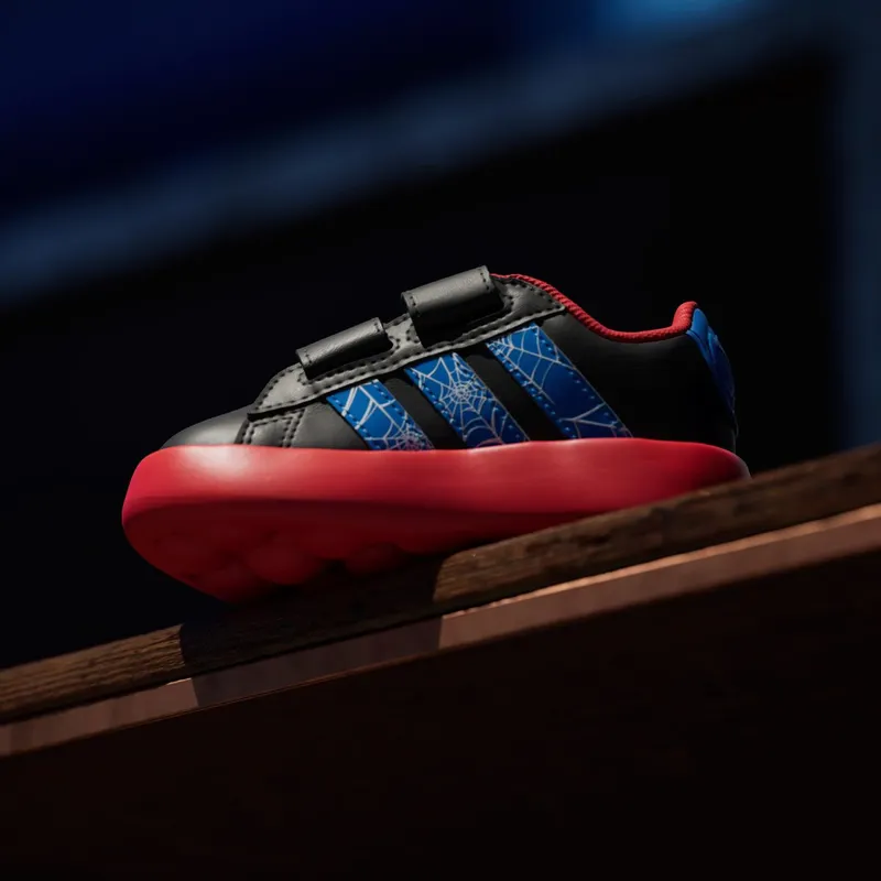Adidas adidas x Marvel Spider-Man Grand Court Kids Core Black / Bright Blue / Pure Ruby (JQ7828)