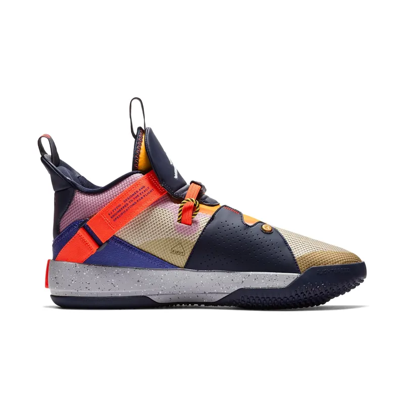 Jordan XXXIII Visible Utility Particle Beige/University Red-Infrared 23-Obsidian (AQ8830-200)