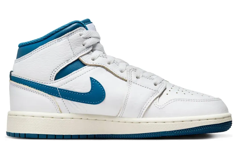 air-jordan-1 FN7432-141