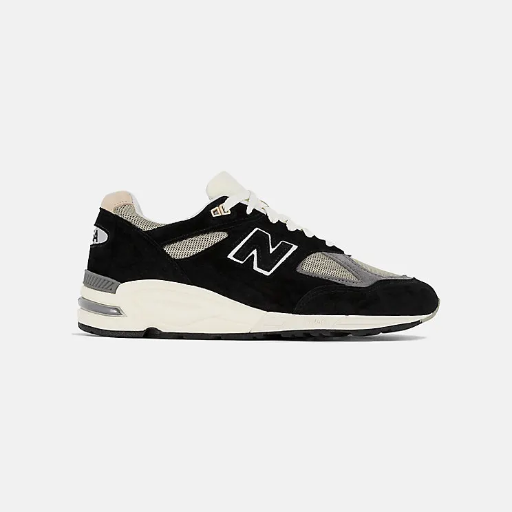 New Balance 990 v2 “Teddy Santis – Black” (M990TE2)