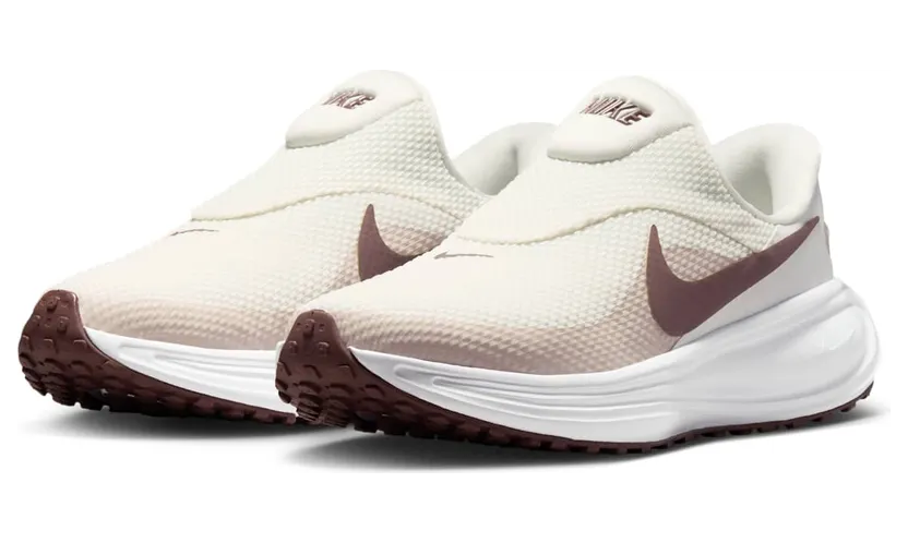 nike-revolution HQ2415-002