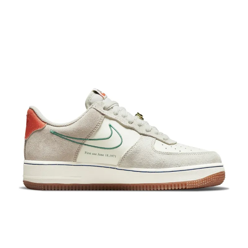 Nike Air Force 1 ’07 SE Grey – “Sail / Cream Ii / Light Bone / Green Noise” (DA8302-100)