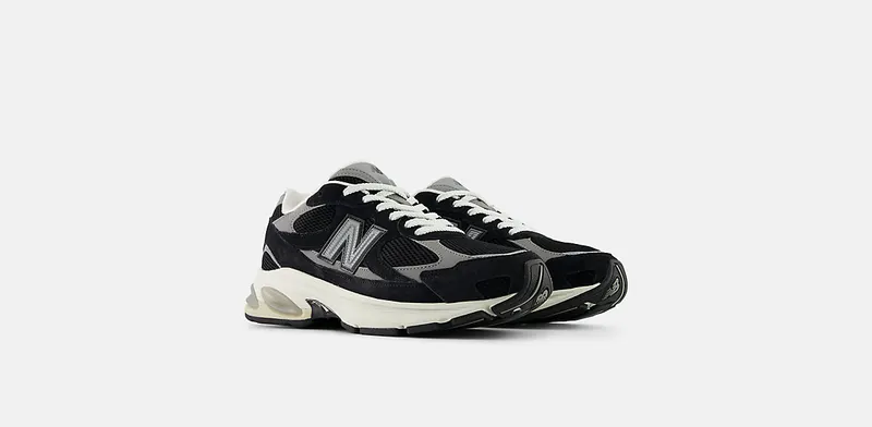 New Balance 2010 “Black / Shadow Grey” (U2010892)