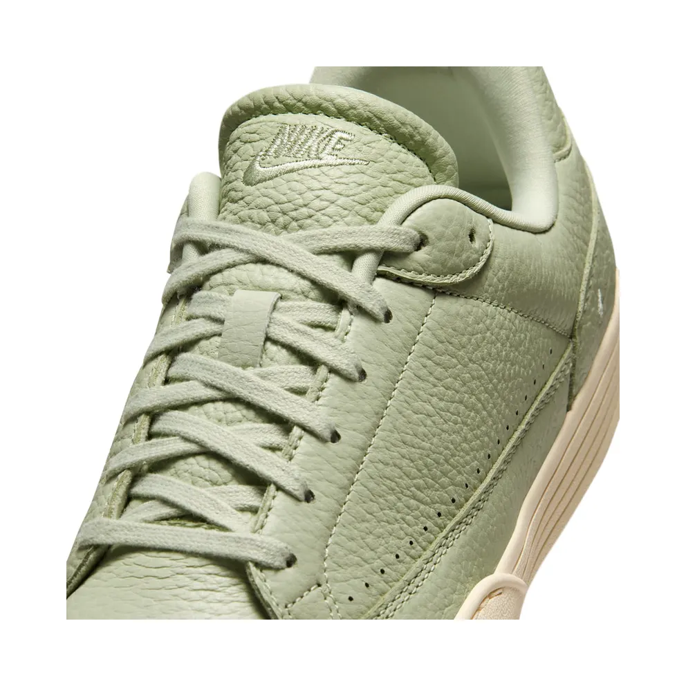 Nike Tennis Centre “Olive Aura/Muslin/Olive Aura” (IM5955-300)