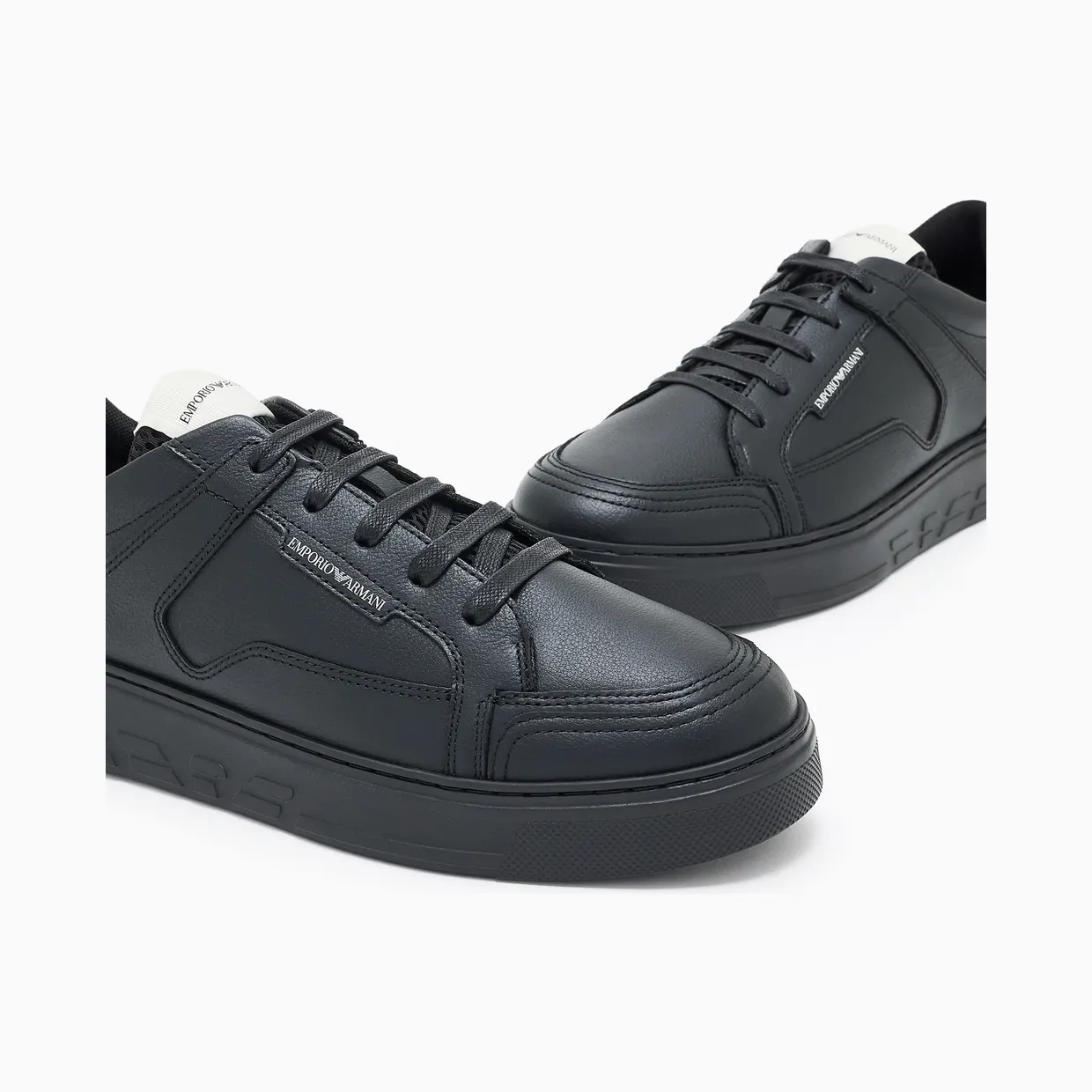 Armani With Tumbled Finish And Padded Collar (X4X568-XN162-K599) (5)