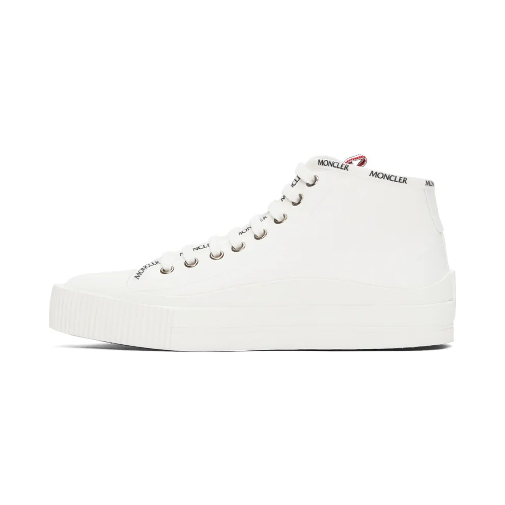 Moncler White Lissex (4M739 – 40 – 02SSA)