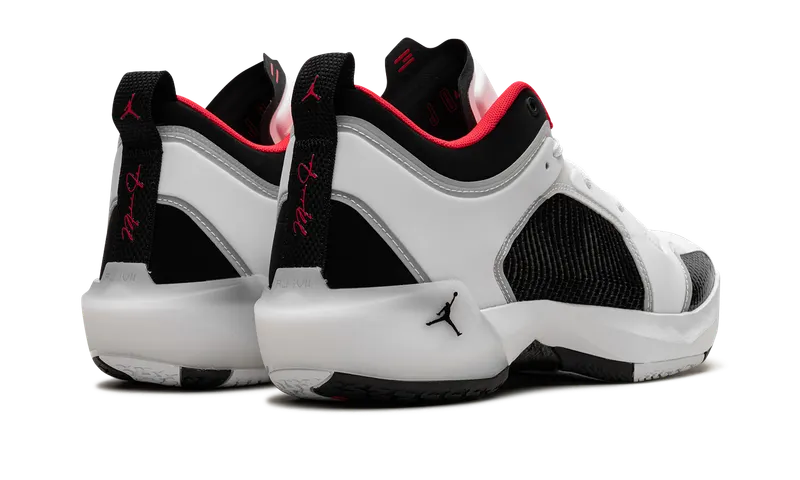 Air Jordan 37 Low “Siren Red” (DQ4122-100)