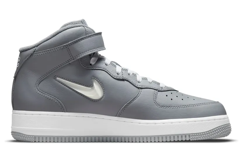 nike-air-force DH5622-001