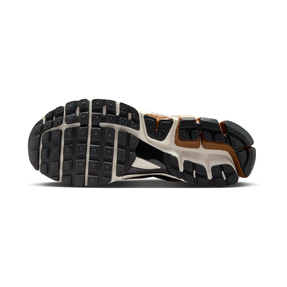 Nike Zoom Vomero 5 “Light British Tan / Khaki” (HF1553-202)